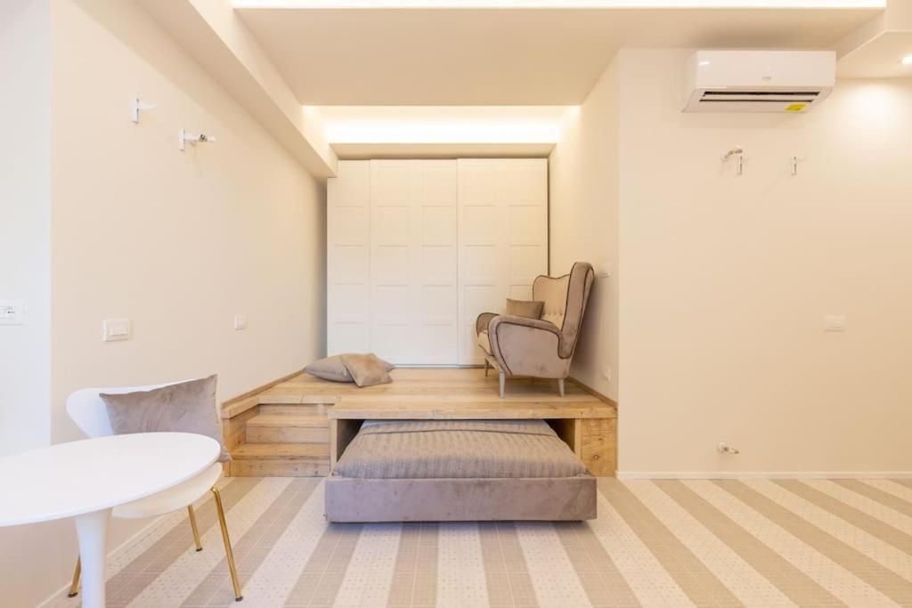Ferienwohnung 5Fo6 Navigli - Duomo - Boho - Minimal Mailand Exterior foto